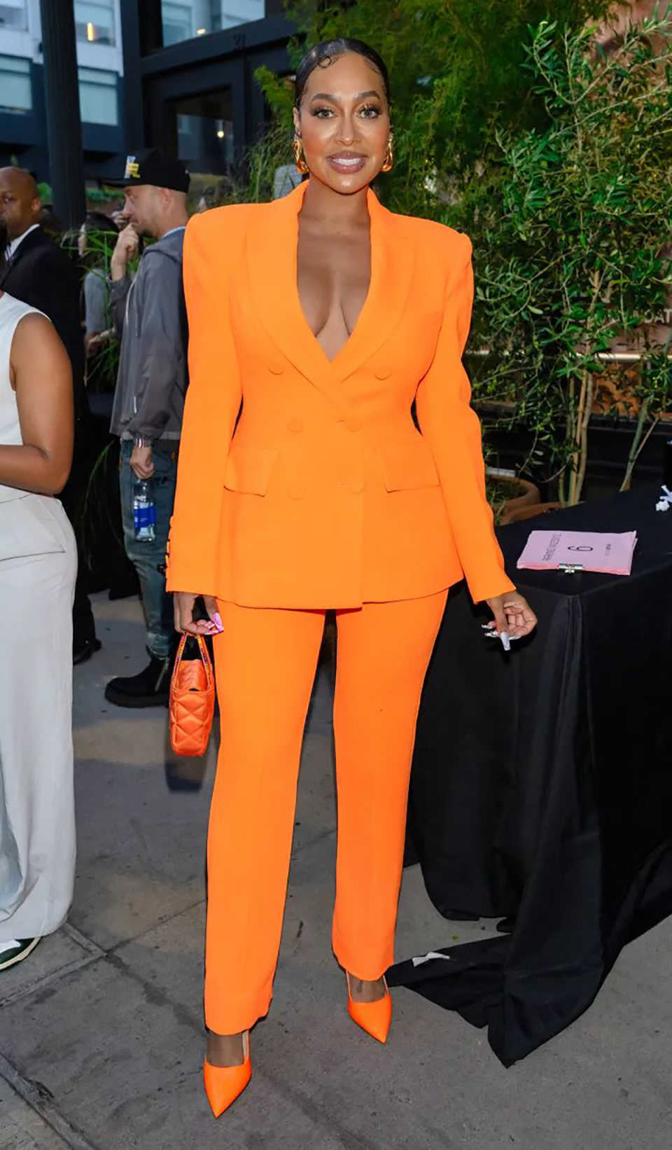 Customized Orange Spring Women - огляд і ціна Women'S Formal Jackets To Wear With Dresses